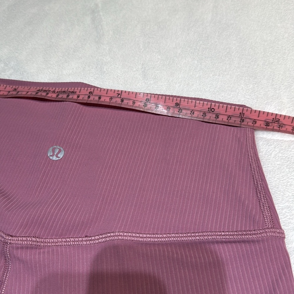 LILULEMON ALIGN HIGH RISE LEGGINGS SIZE S - Picture 6 of 9